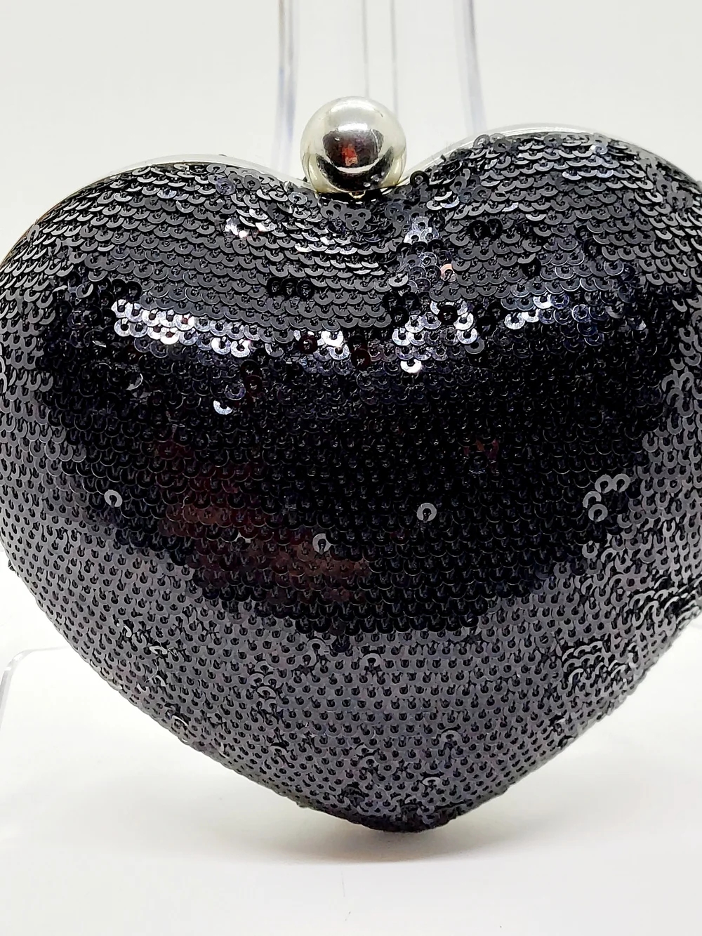 Sequin Heart Clutch Bag in Black